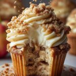 Warm Apple Crumble Cupcakes
